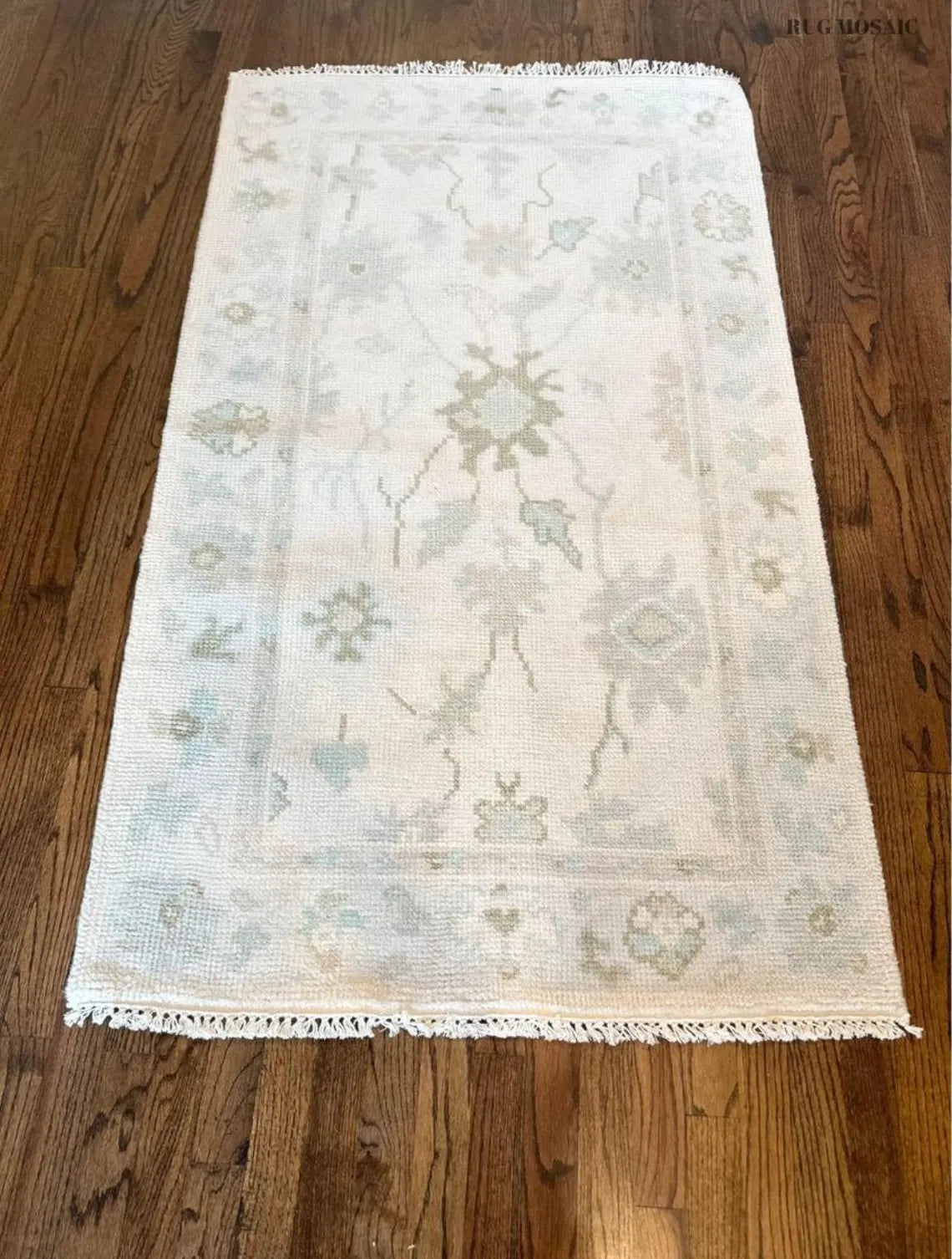 Evanesce Hand Knotted Carpet & Rugs
